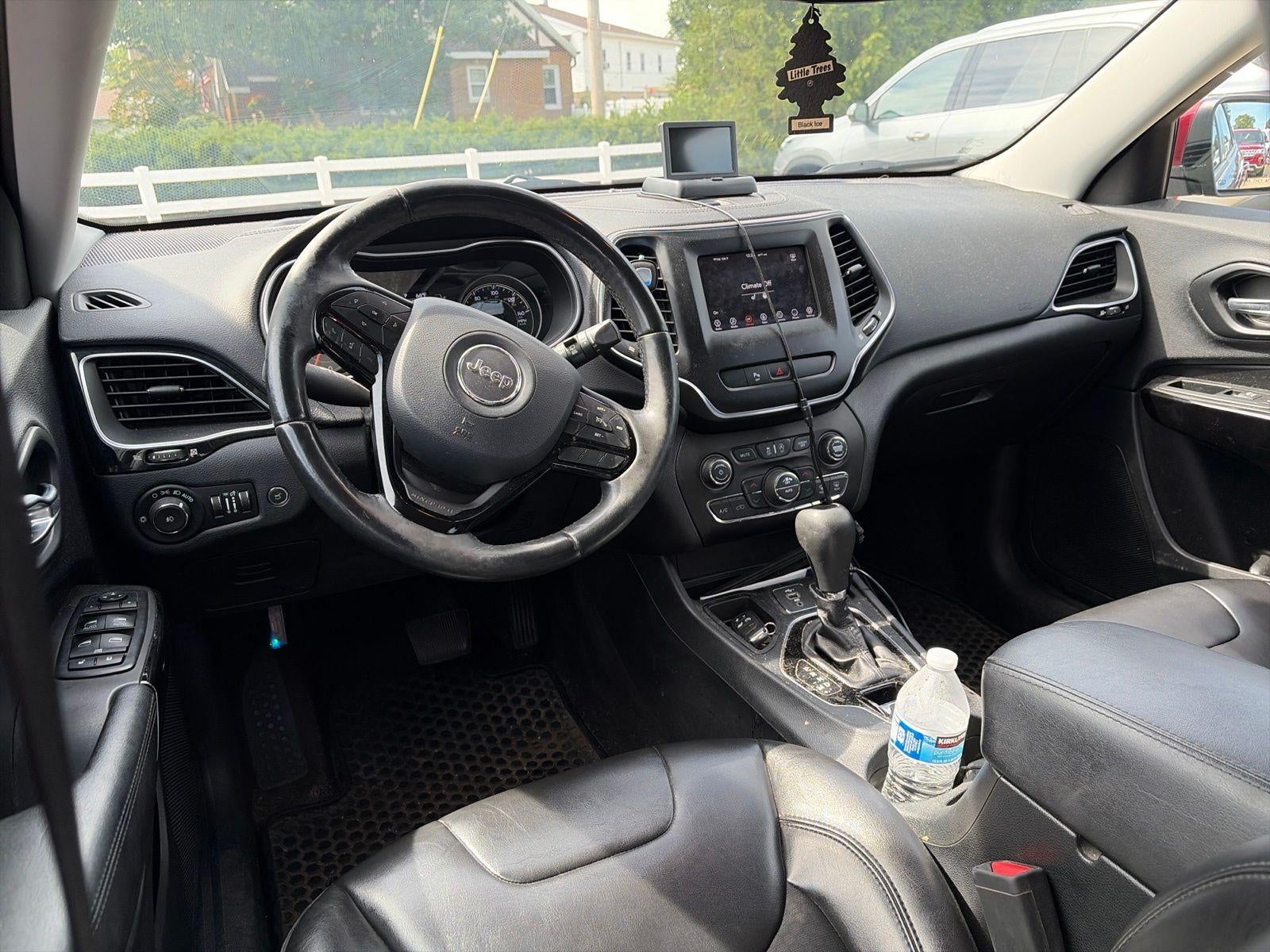 Used 2019 Jeep Cherokee Altitude with VIN 1C4PJLLB6KD360668 for sale in Morton, IL
