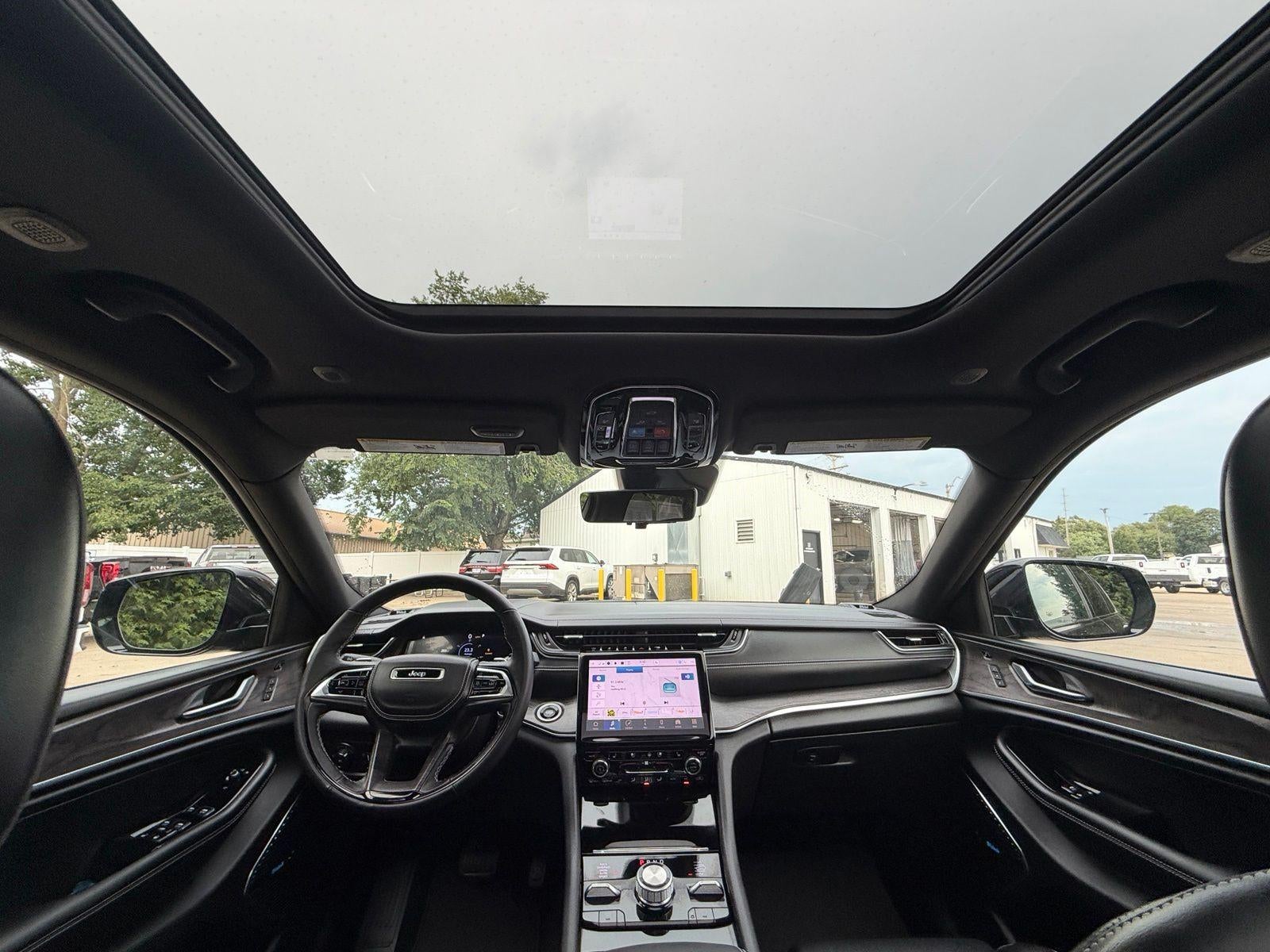 2022 Jeep Grand Cherokee Overland