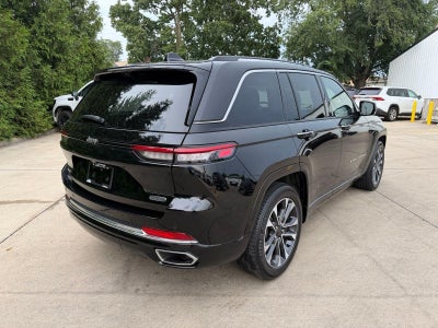 2022 Jeep Grand Cherokee Overland