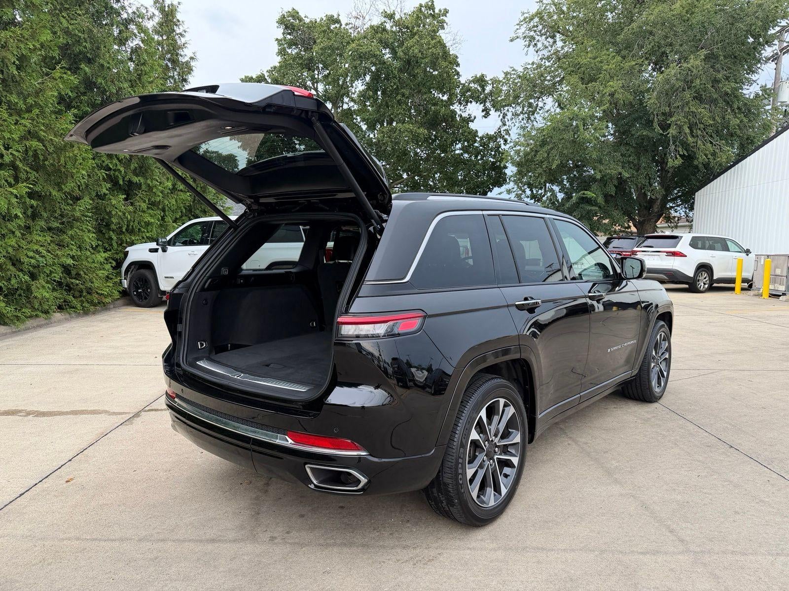 2022 Jeep Grand Cherokee Overland