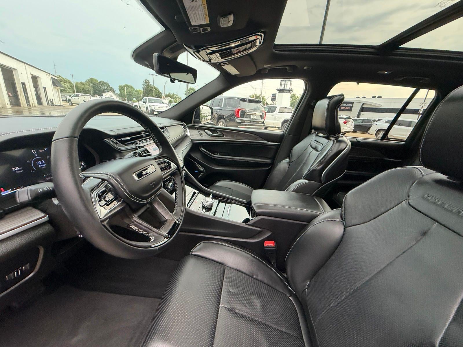 2022 Jeep Grand Cherokee Overland