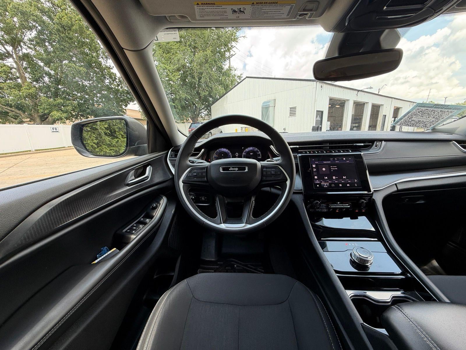 2023 Jeep Grand Cherokee L Laredo