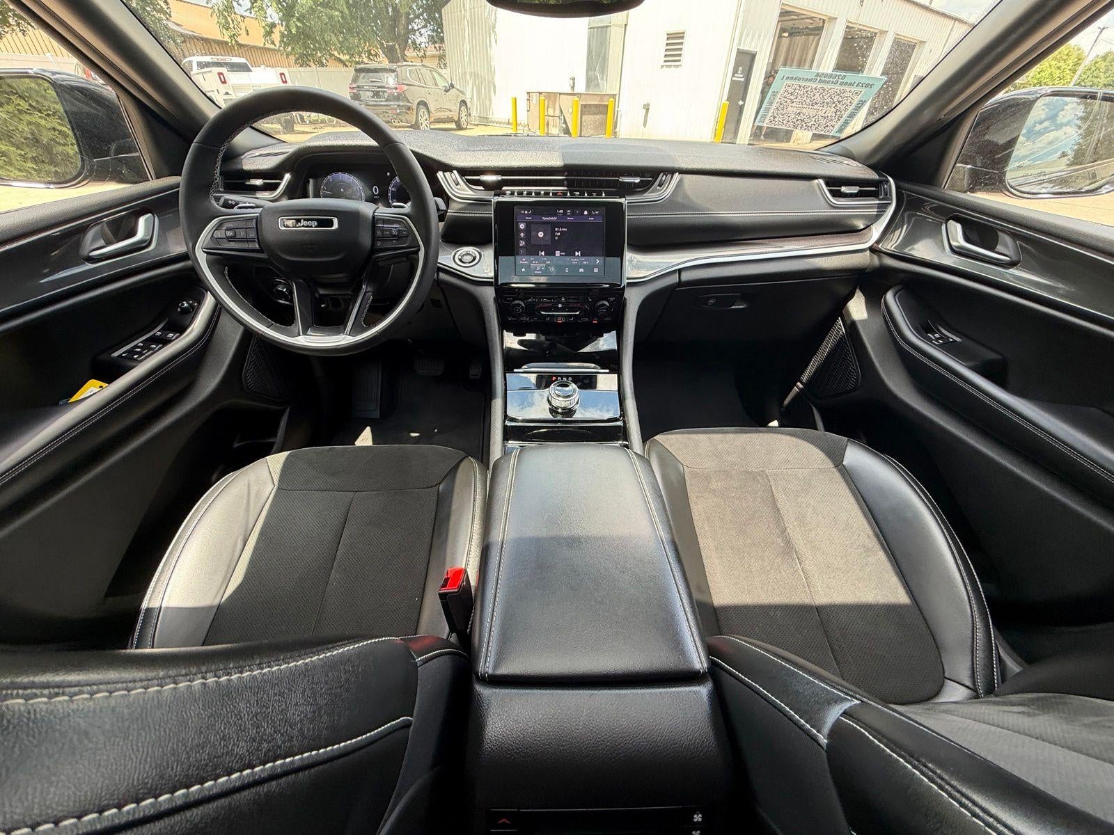 2023 Jeep Grand Cherokee L Altitude