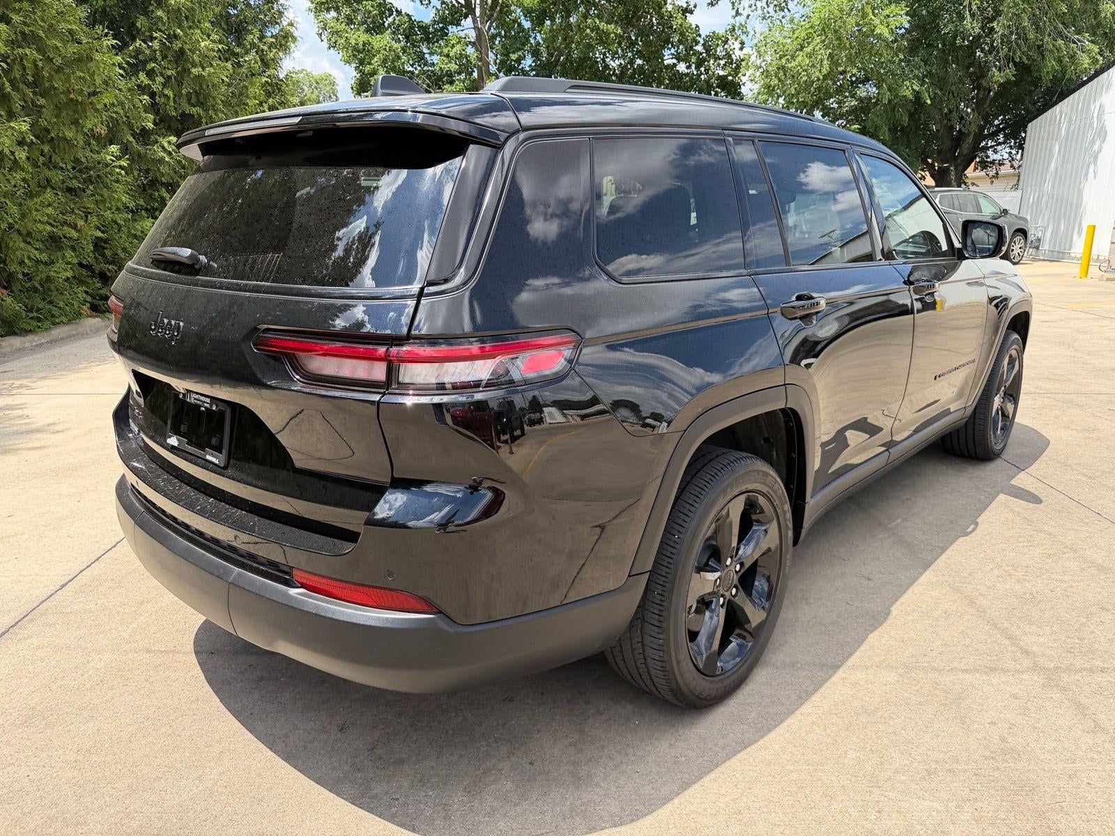 2023 Jeep Grand Cherokee L Altitude