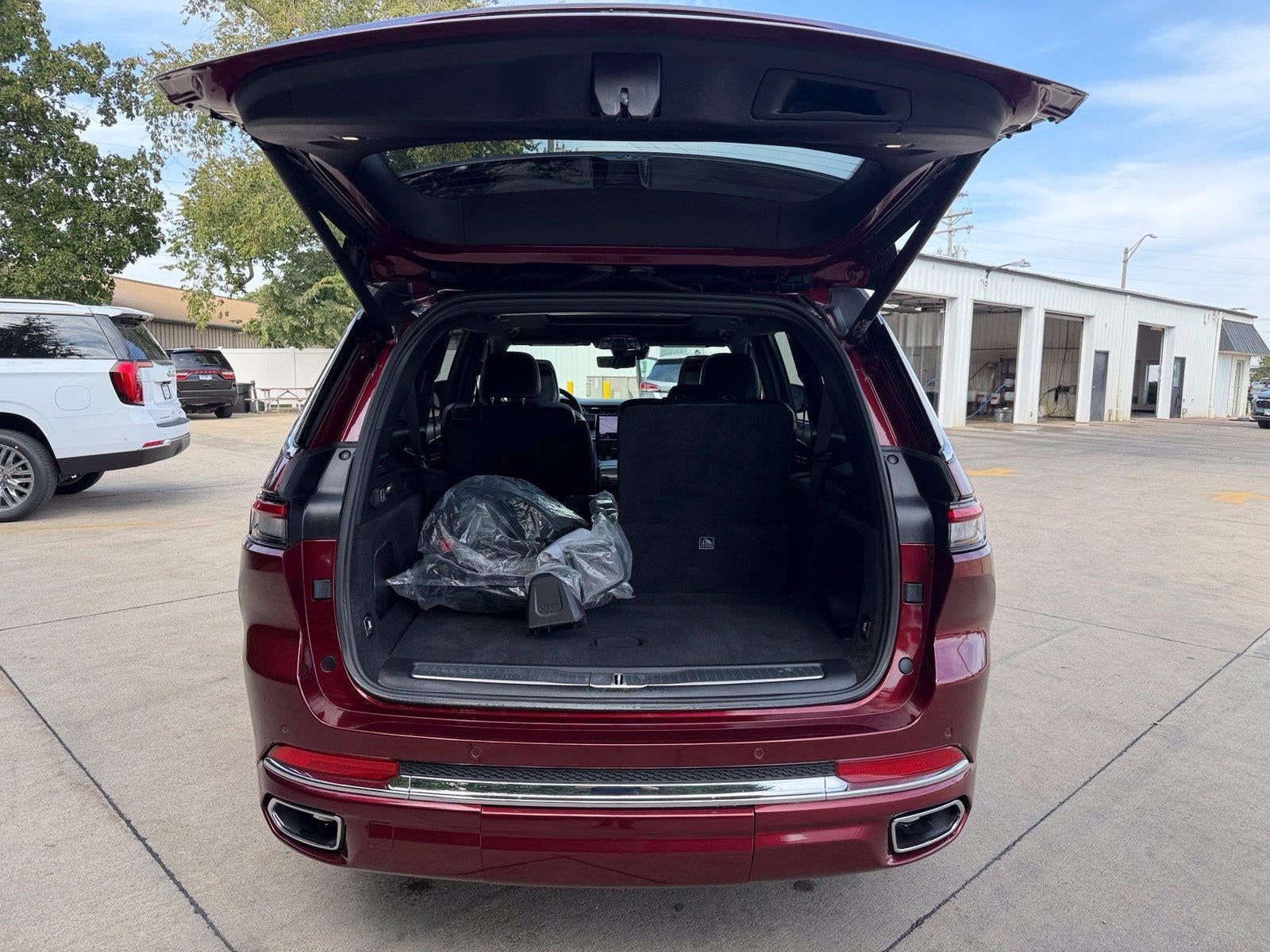 2023 Jeep Grand Cherokee L Overland