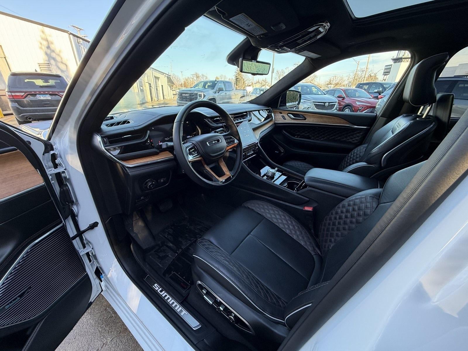 2023 Jeep Grand Cherokee L Summit