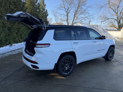 2023 Jeep Grand Cherokee L Summit