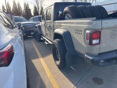 2020 Jeep Gladiator Sport