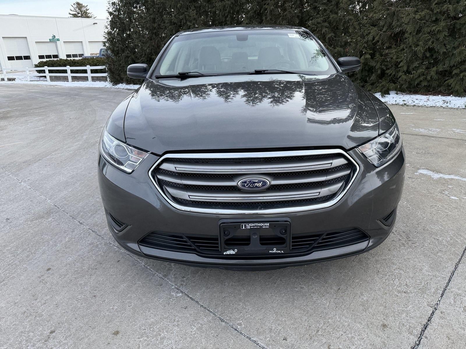 2018 Ford Taurus SE