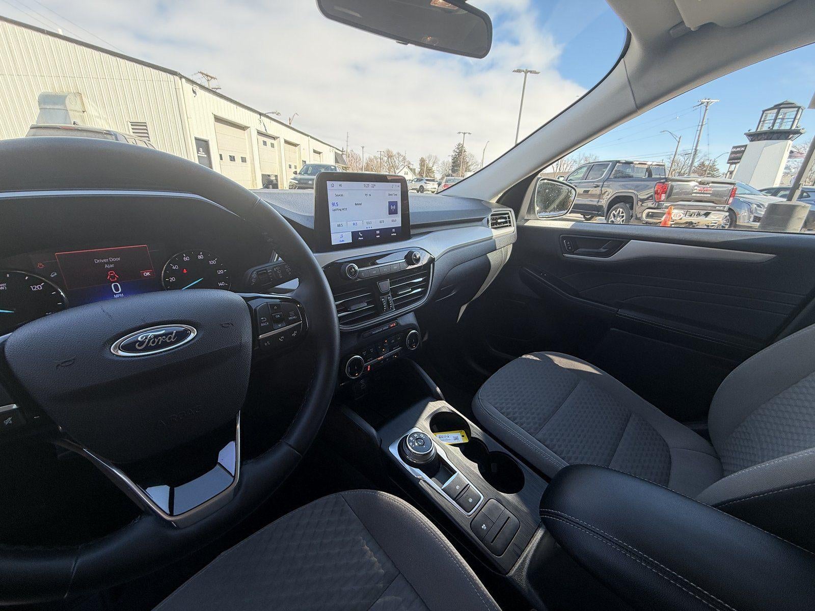 2022 Ford Escape SE Hybrid