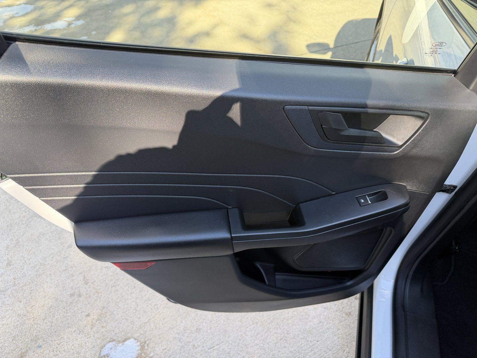 2022 Ford Escape SE Hybrid