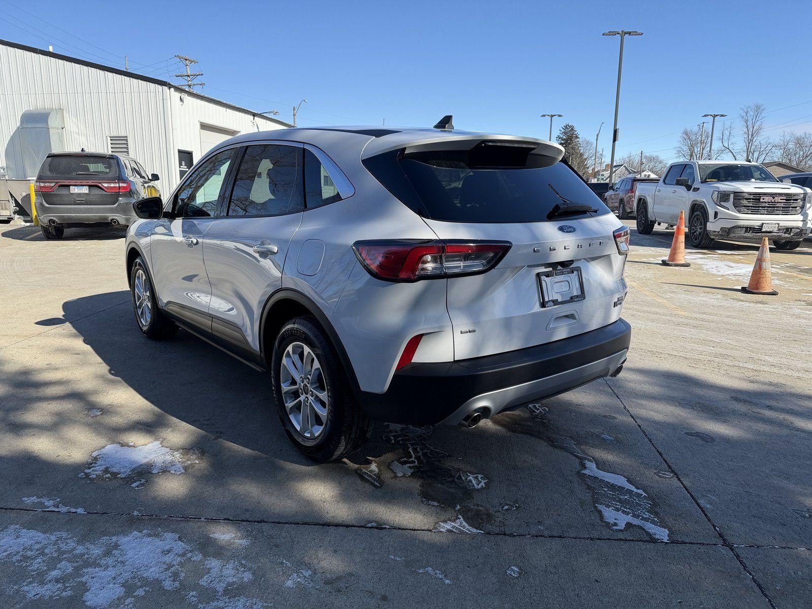 2022 Ford Escape SE Hybrid