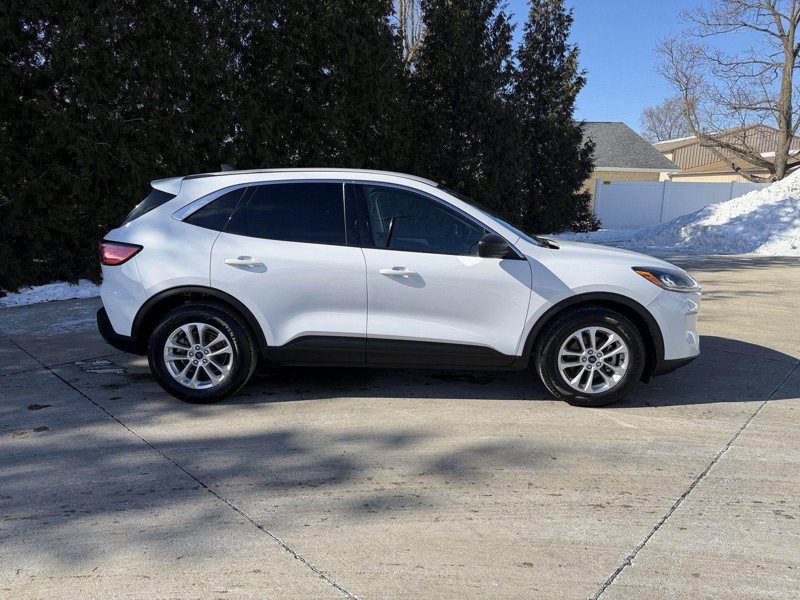 2022 Ford Escape SE Hybrid