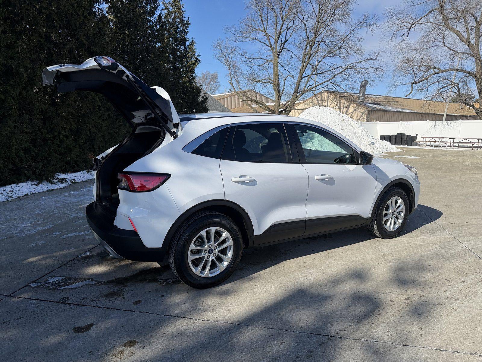 2022 Ford Escape SE Hybrid
