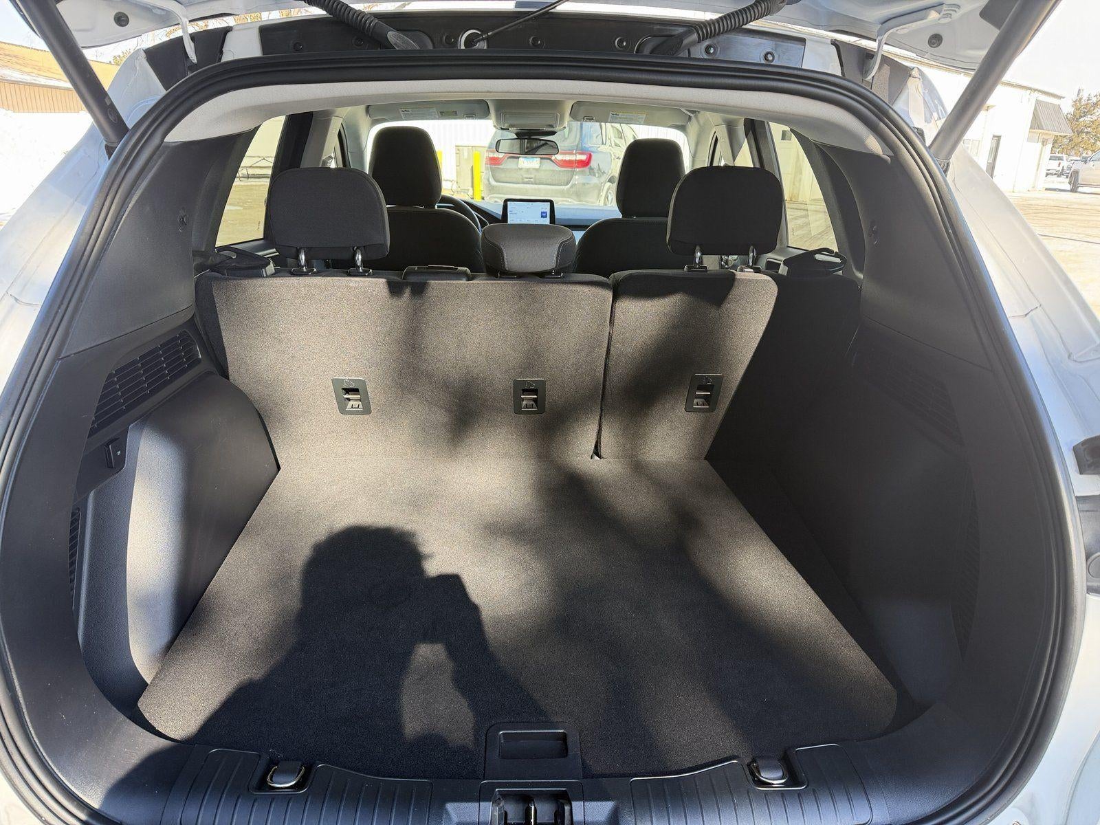 2022 Ford Escape SE Hybrid