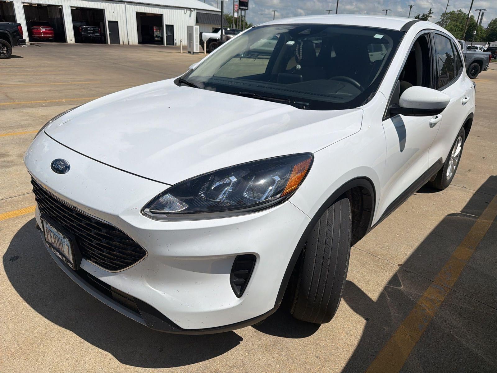 2020 Ford Escape SE