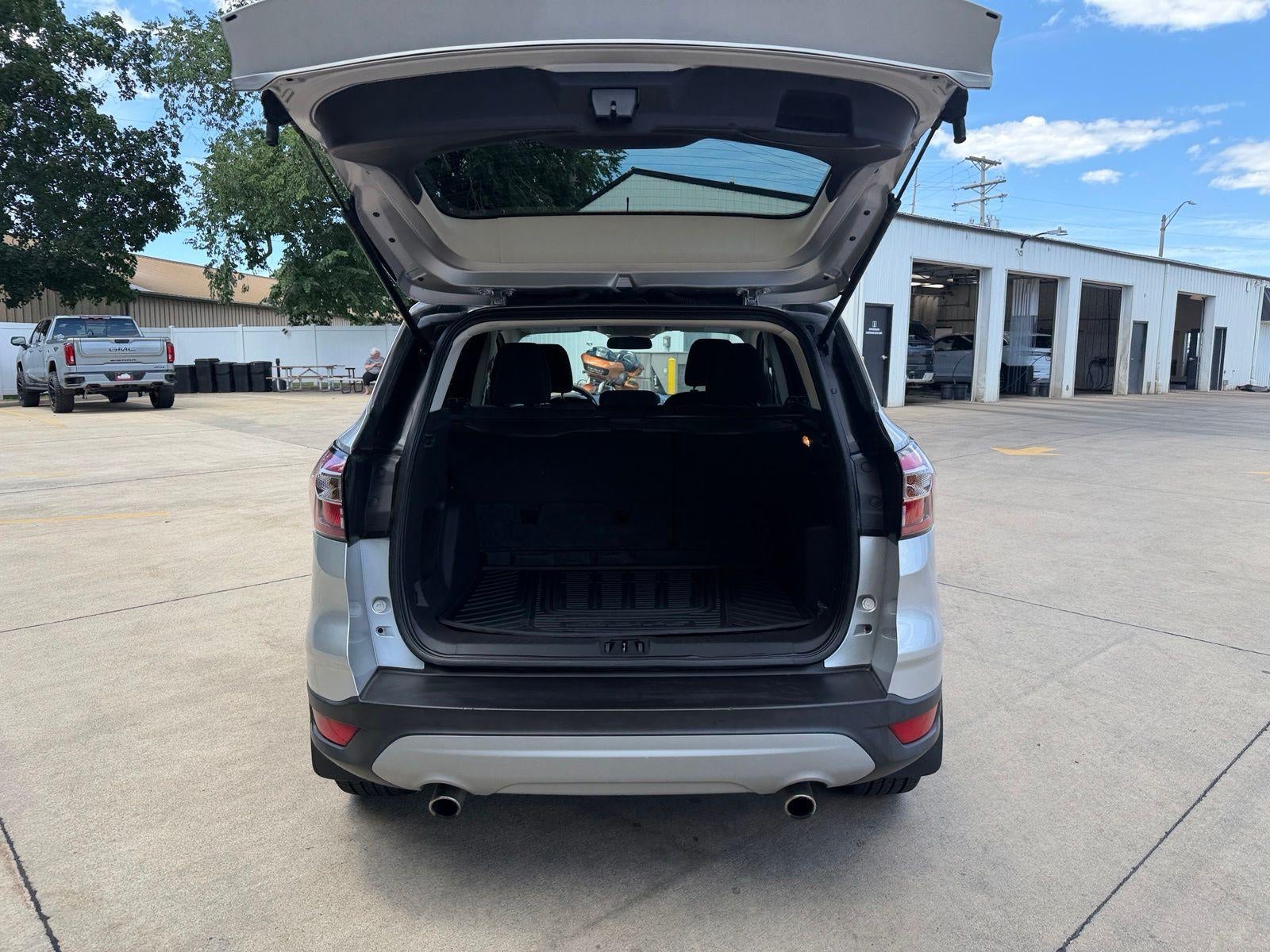 2017 Ford Escape Base