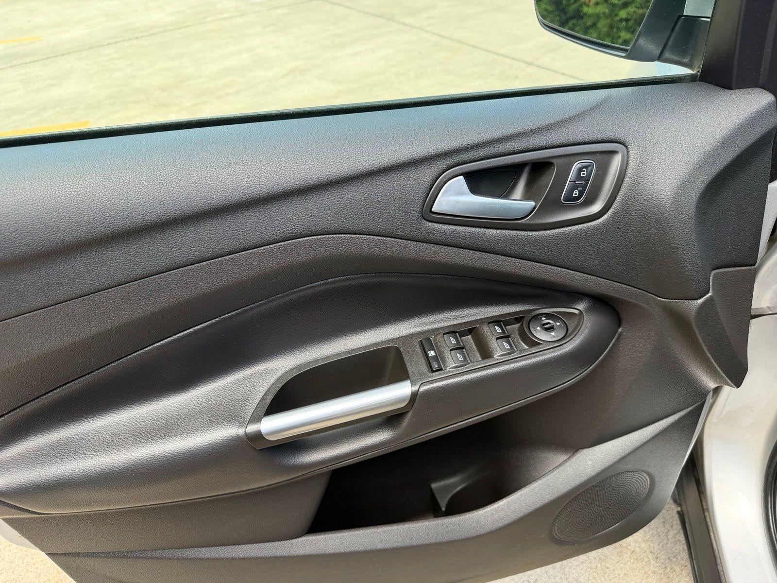 2017 Ford Escape Base