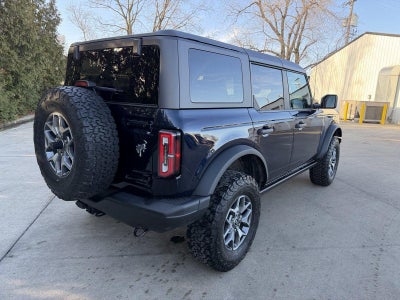 2021 Ford Bronco Base