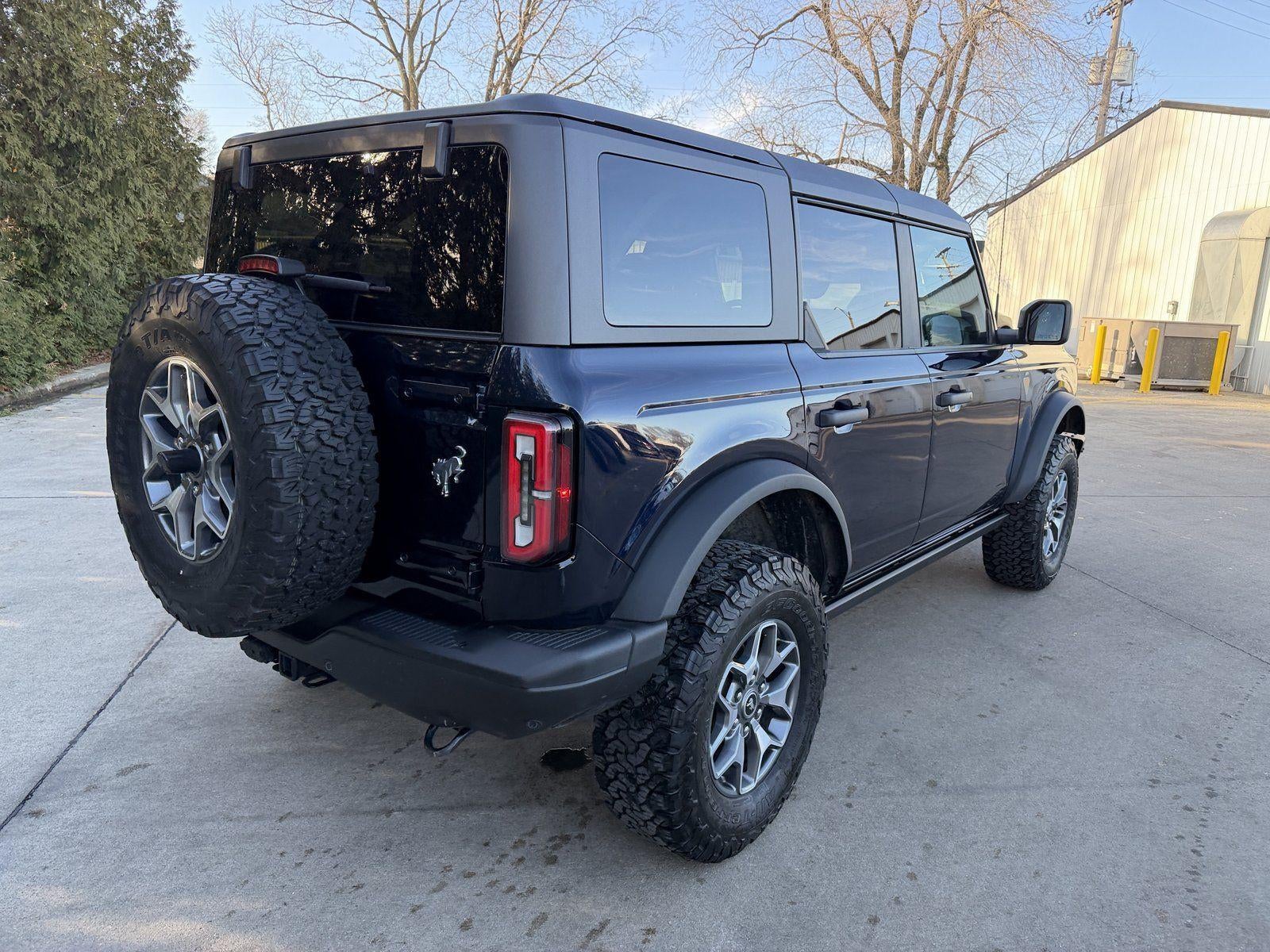 2021 Ford Bronco Base