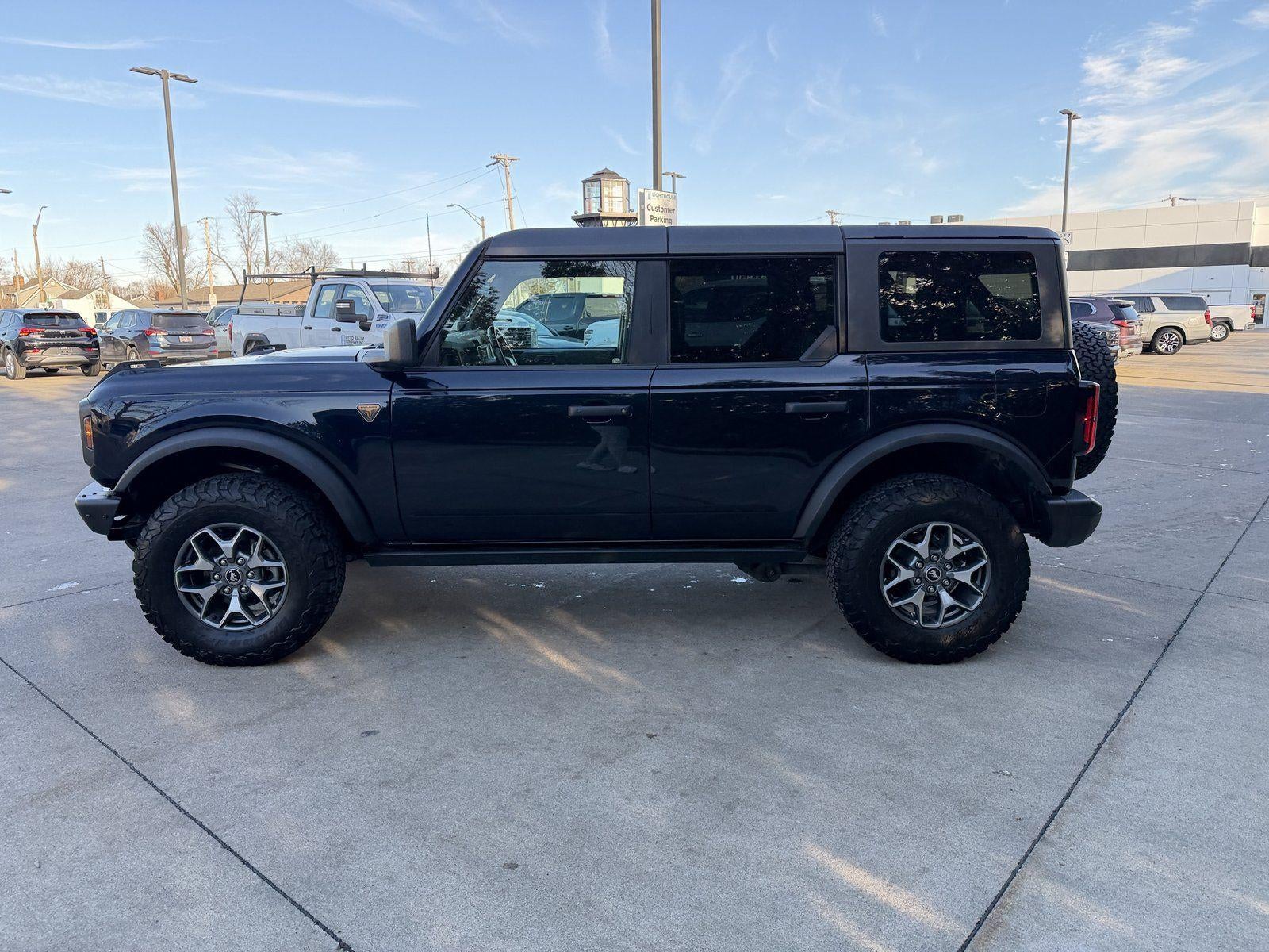 2021 Ford Bronco Base