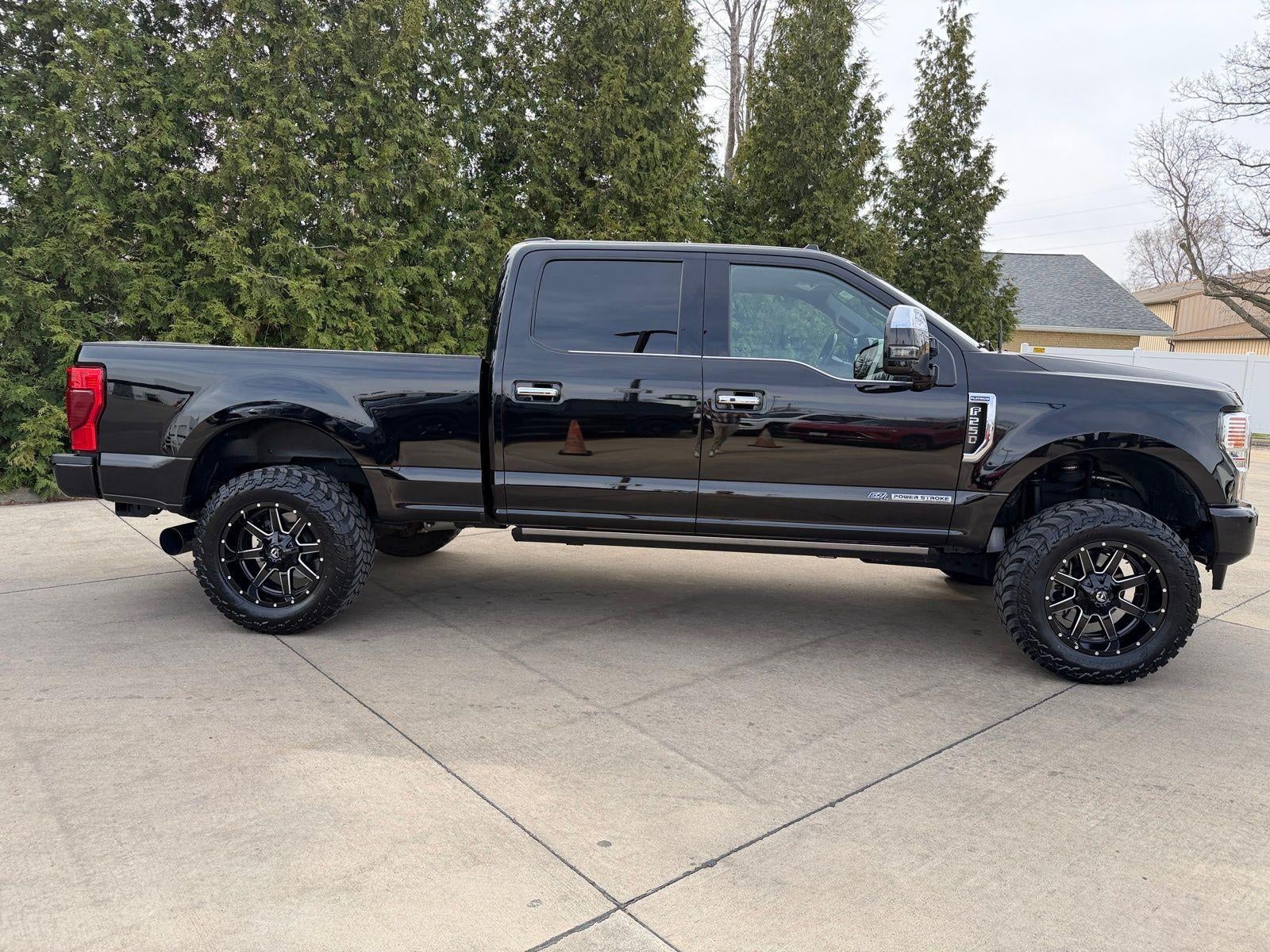 2022 Ford Super Duty F-250 SRW Platinum