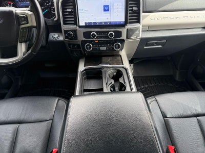 2022 Ford Super Duty F-350 SRW Lariat