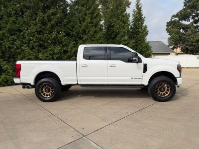 2022 Ford Super Duty F-350 SRW Lariat