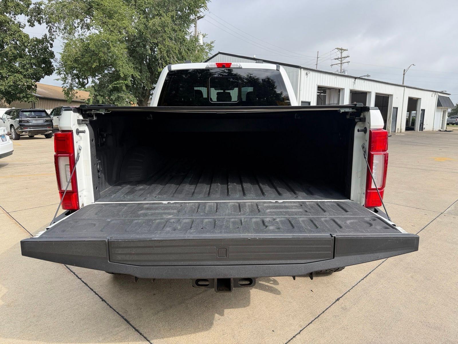 2022 Ford Super Duty F-350 SRW Lariat