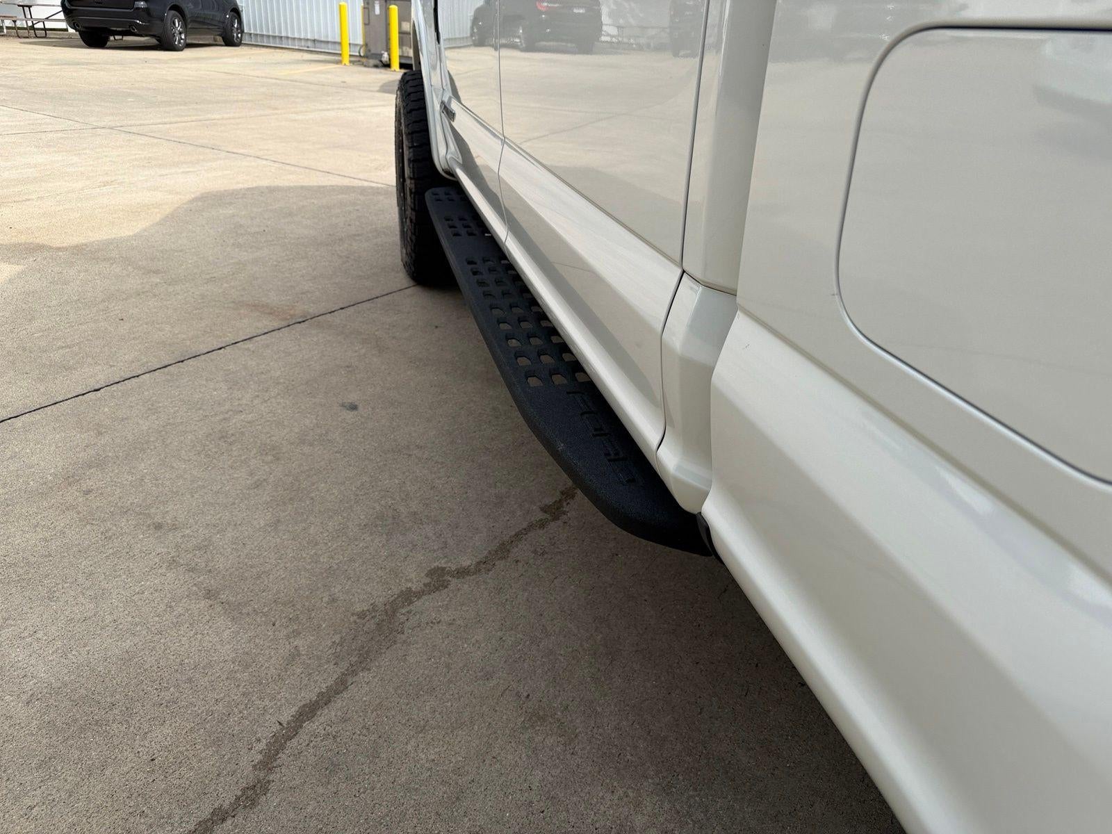 2022 Ford Super Duty F-350 SRW Lariat