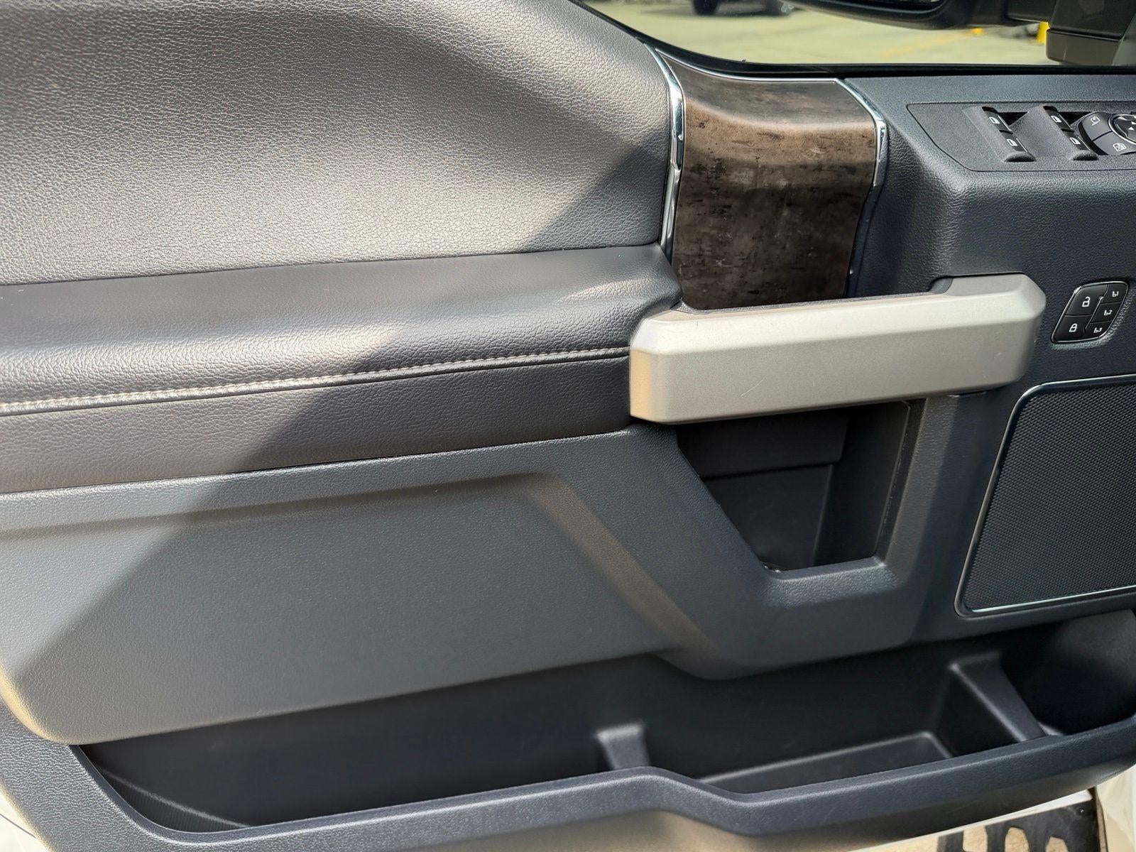 2022 Ford Super Duty F-350 SRW Lariat