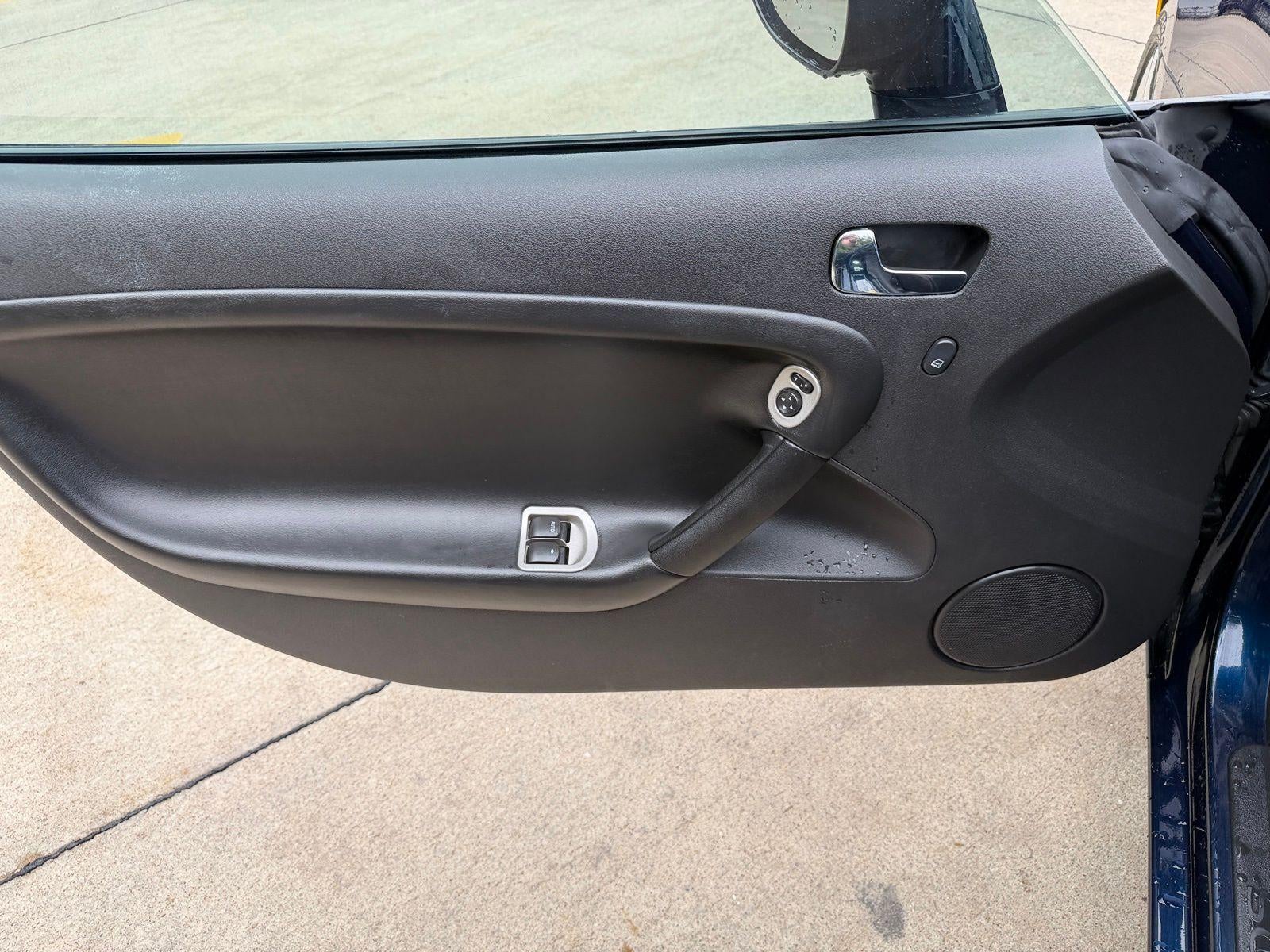 2008 Pontiac Solstice Base