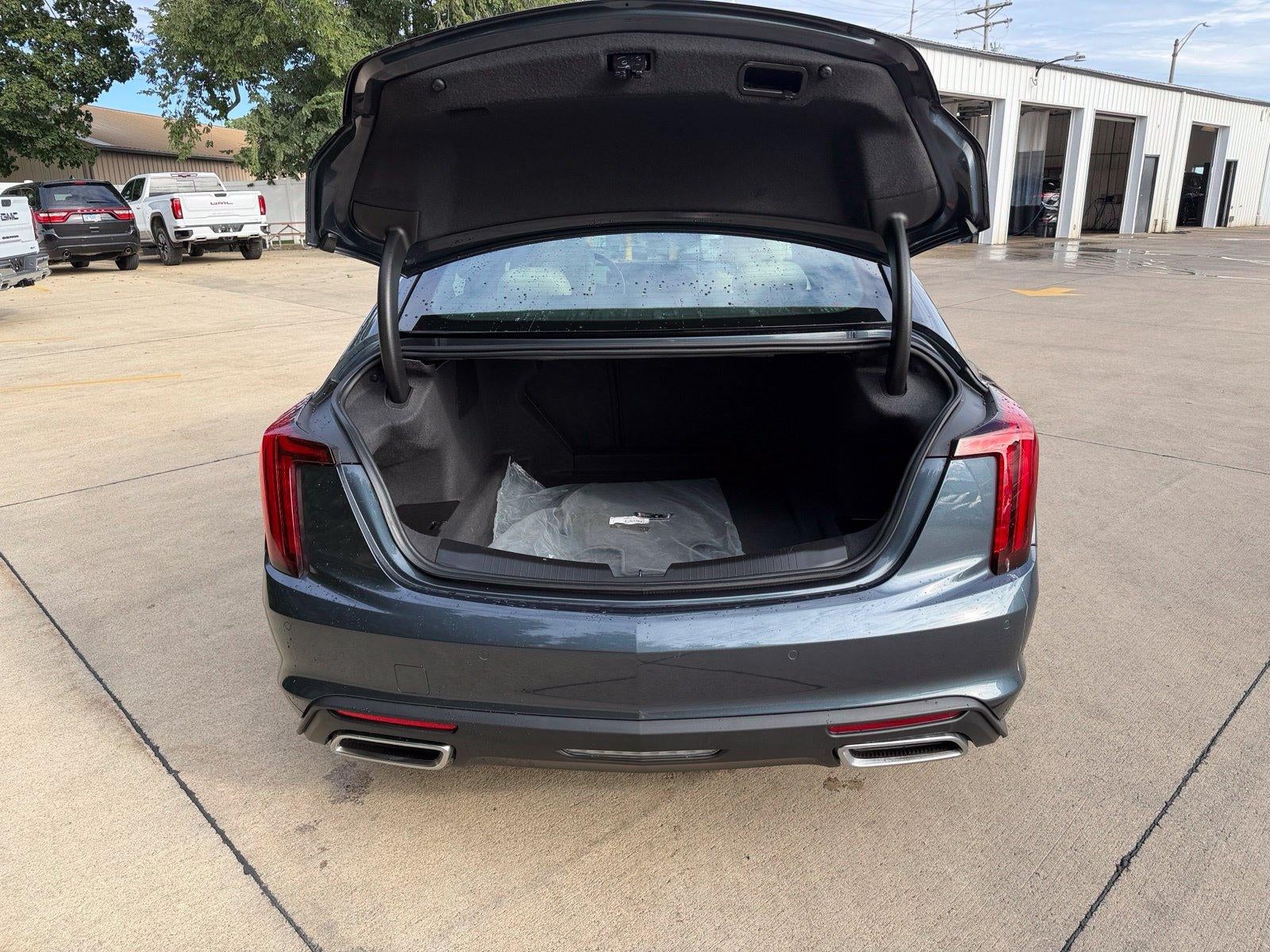 2025 Cadillac CT5 Premium Luxury