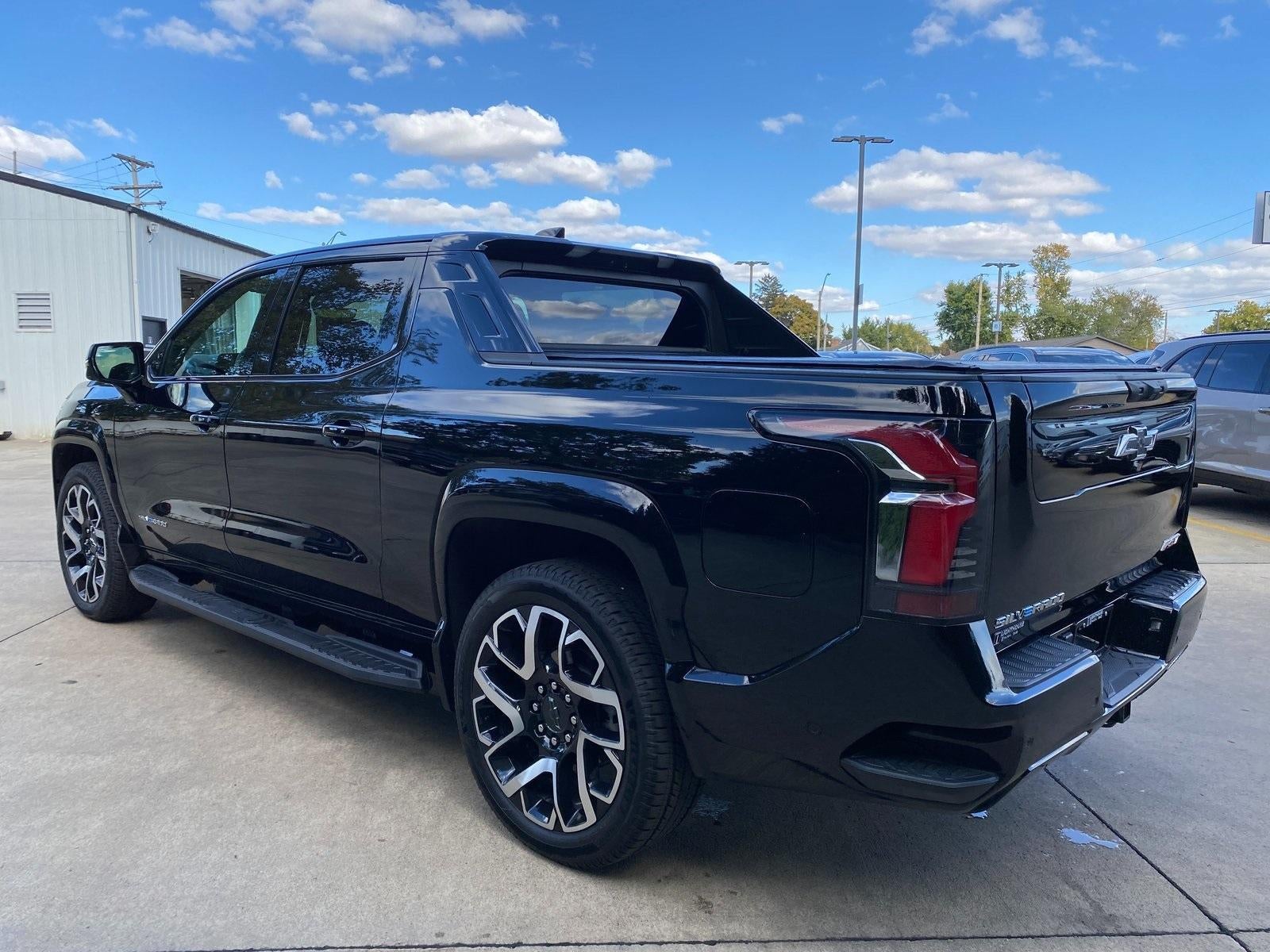 2024 Chevrolet Silverado EV RST