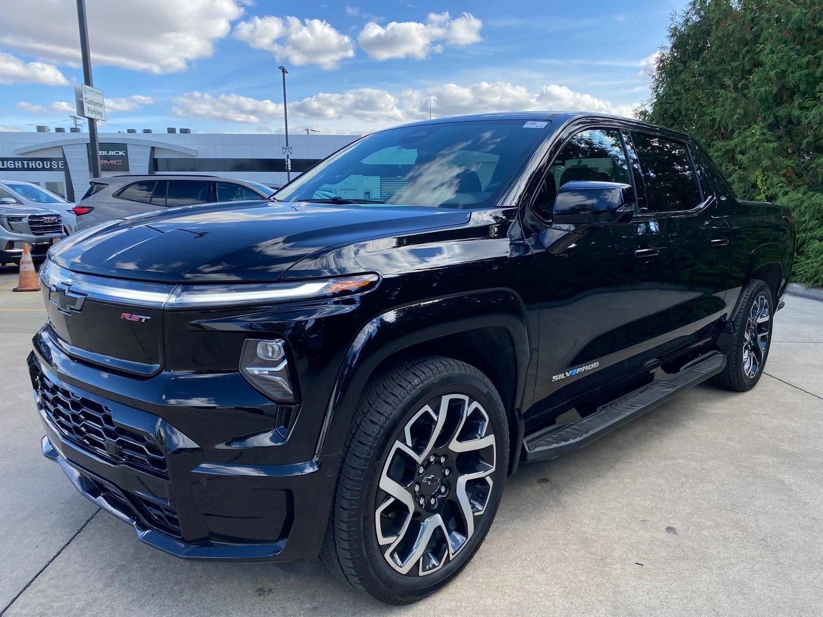 2024 Chevrolet Silverado EV RST