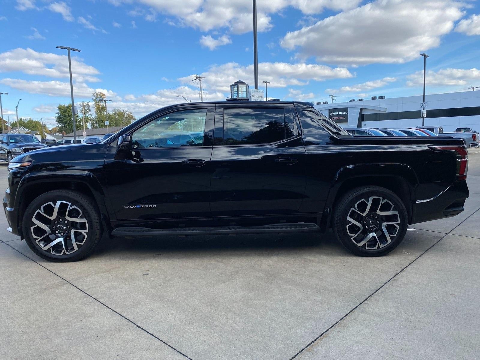2024 Chevrolet Silverado EV RST