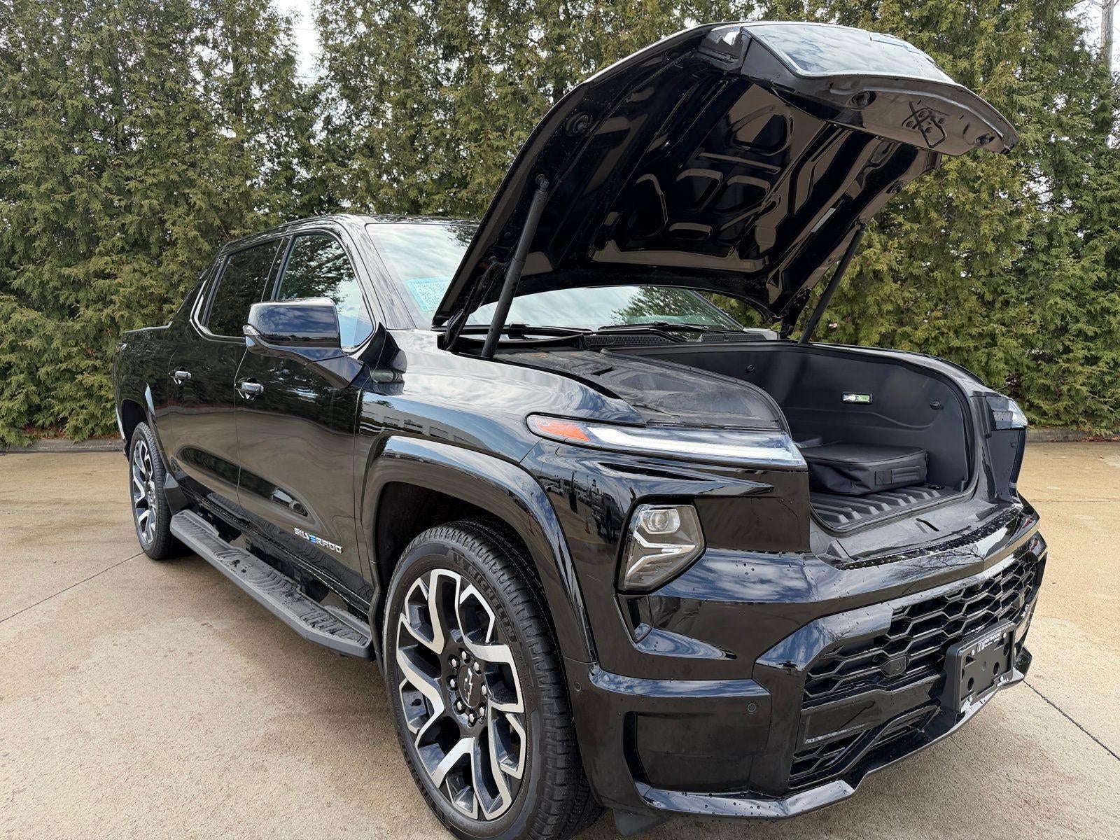 2024 Chevrolet Silverado EV RST