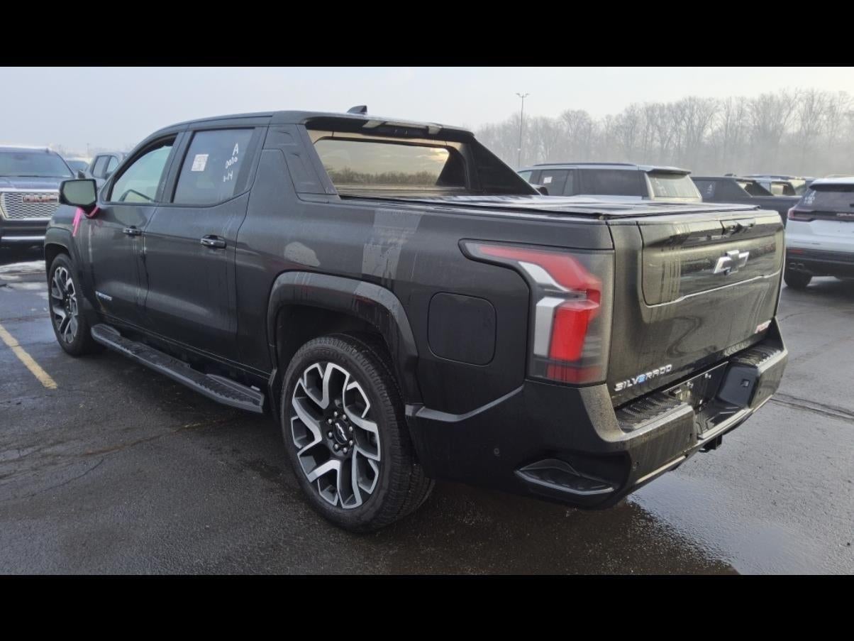 2024 Chevrolet Silverado EV RST