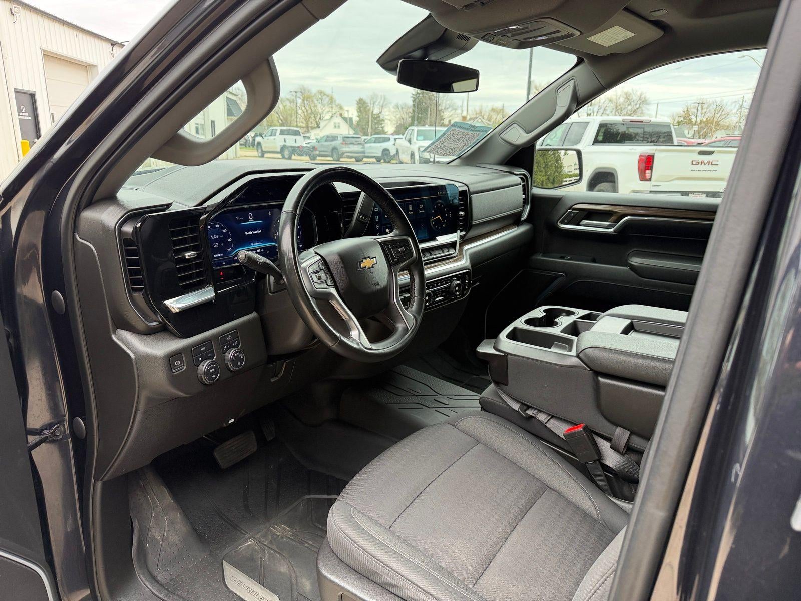 2023 Chevrolet Silverado 1500 LT