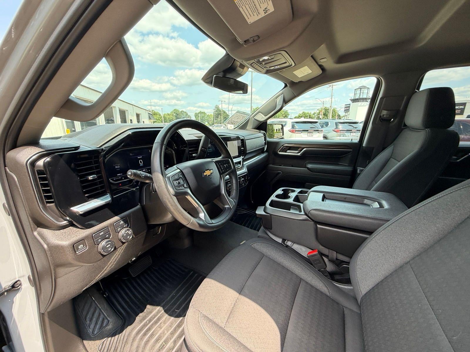 2024 Chevrolet Silverado 1500 LT