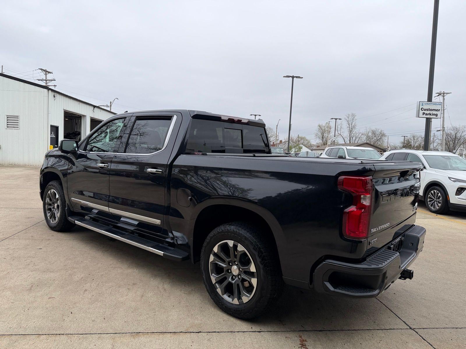 2022 Chevrolet Silverado 1500 High Country