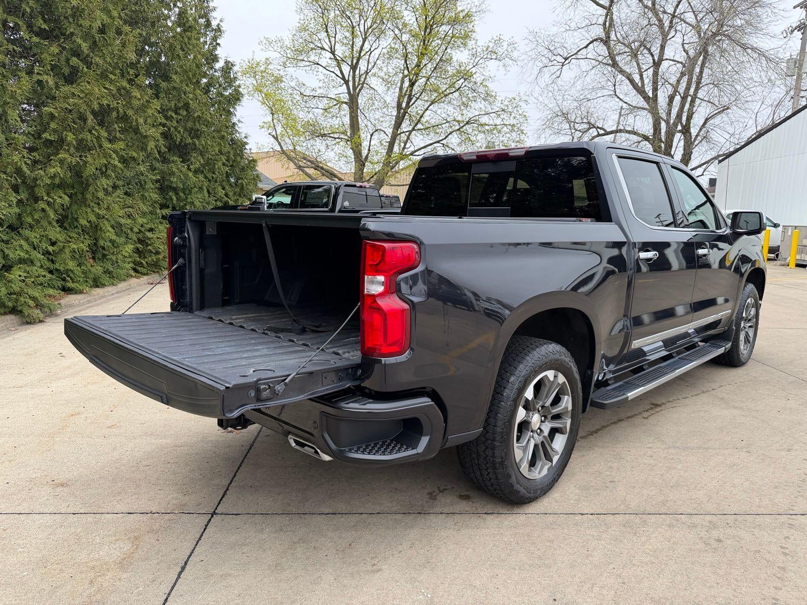 2022 Chevrolet Silverado 1500 High Country