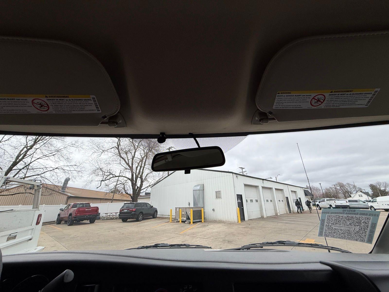 2025 GMC Savana Cutaway 3500 Base