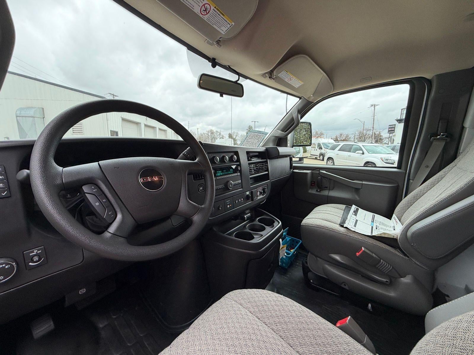 2025 GMC Savana Cutaway 3500 Base