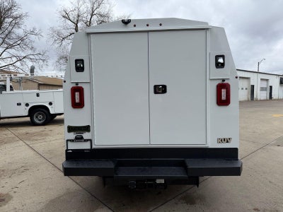 2025 GMC Savana Cutaway 3500 Base