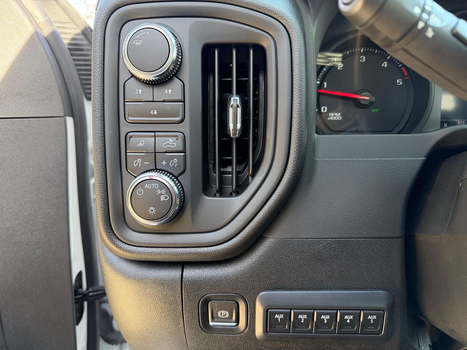 2026 GMC Sierra 3500 HD Chassis Cab Pro