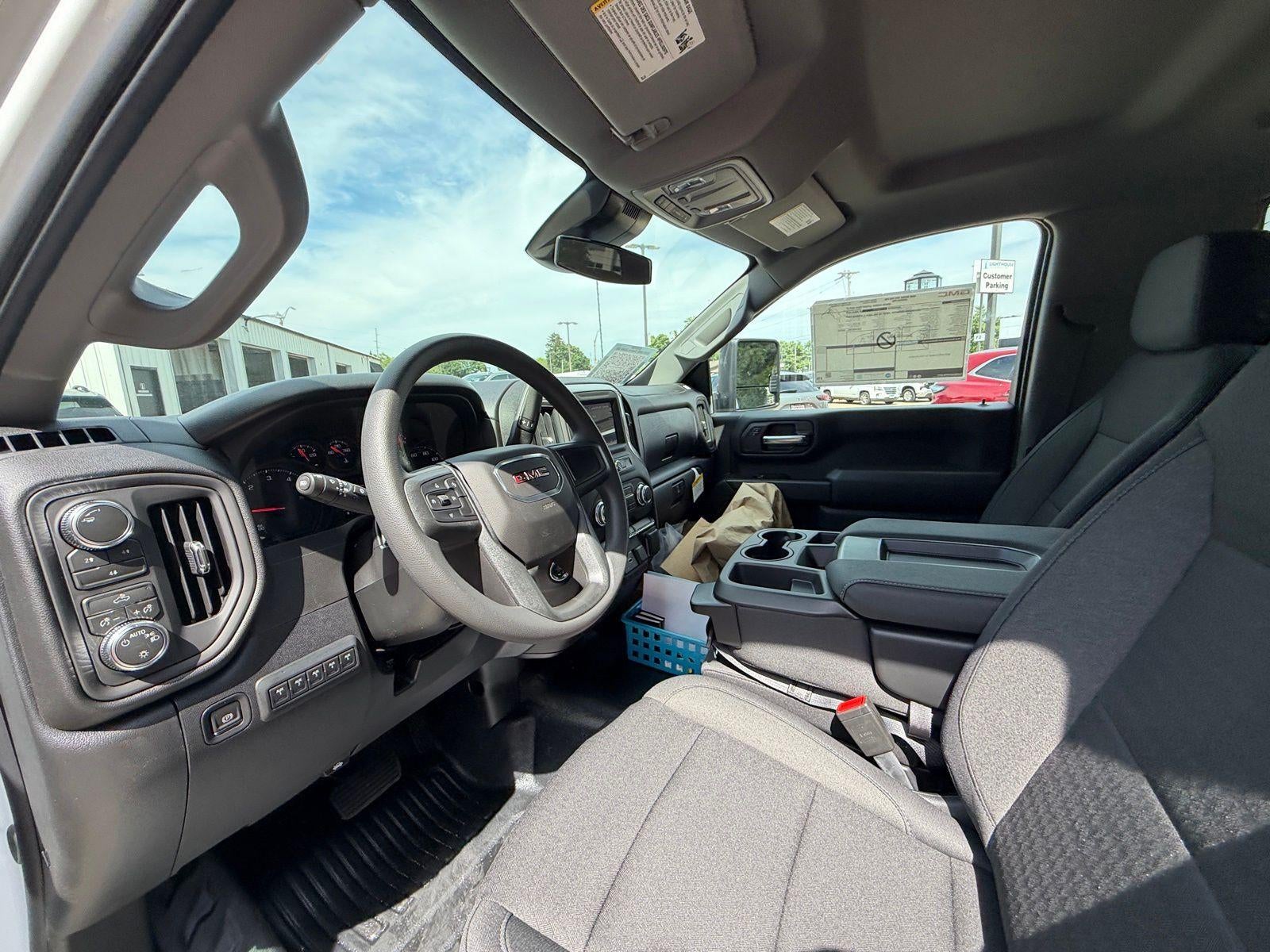 2026 GMC Sierra 3500 HD Chassis Cab Pro