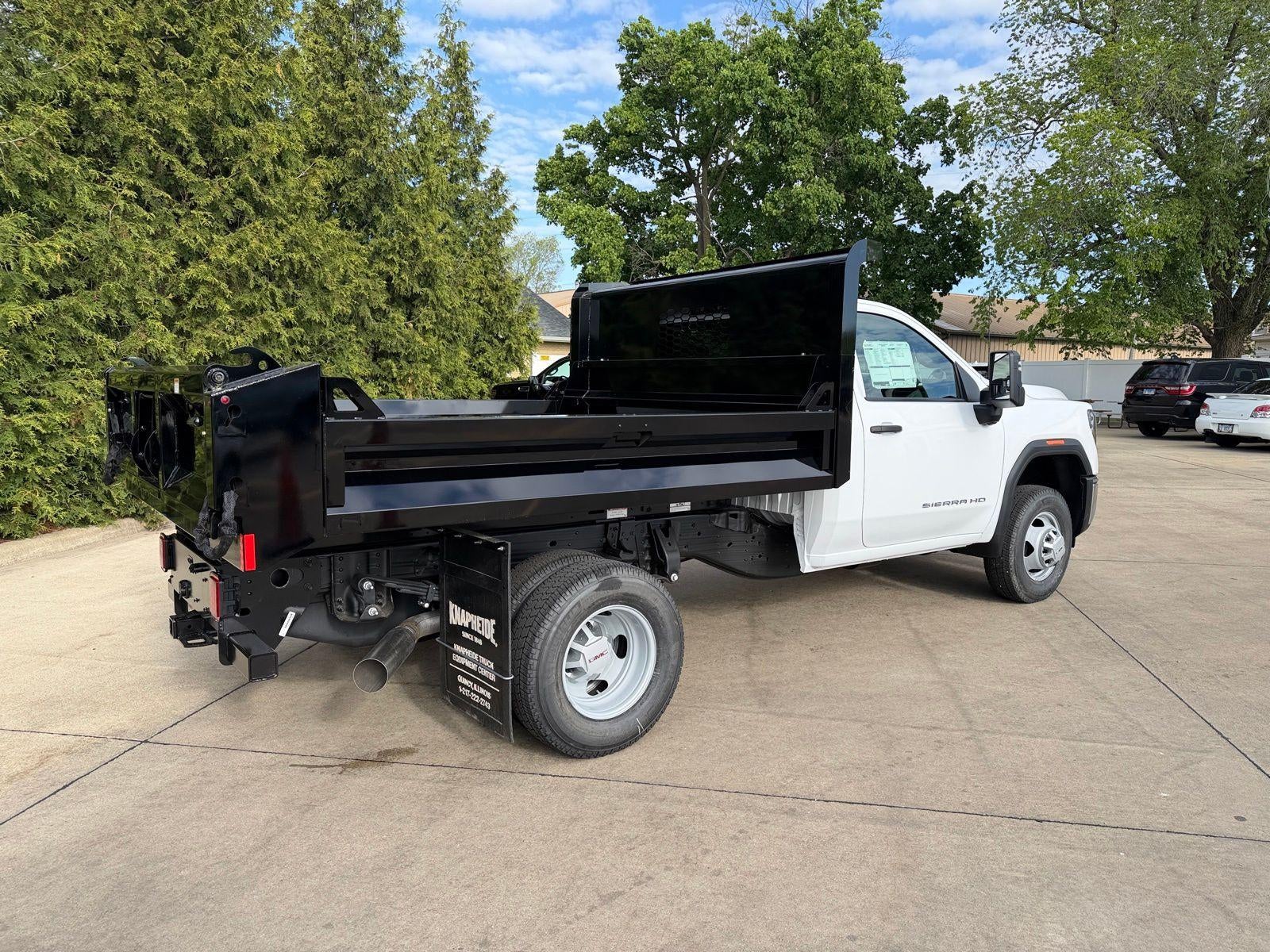 2026 GMC Sierra 3500 HD Chassis Cab Pro
