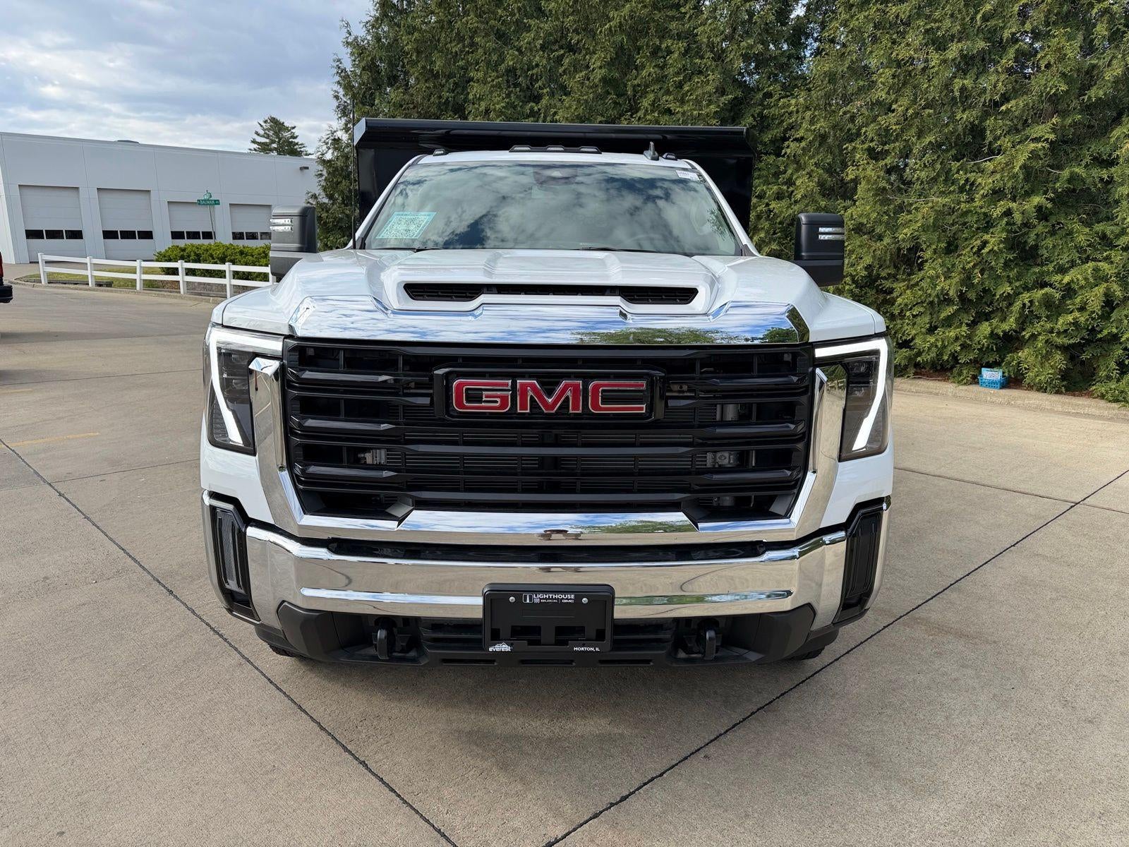 2026 GMC Sierra 3500 HD Chassis Cab Pro