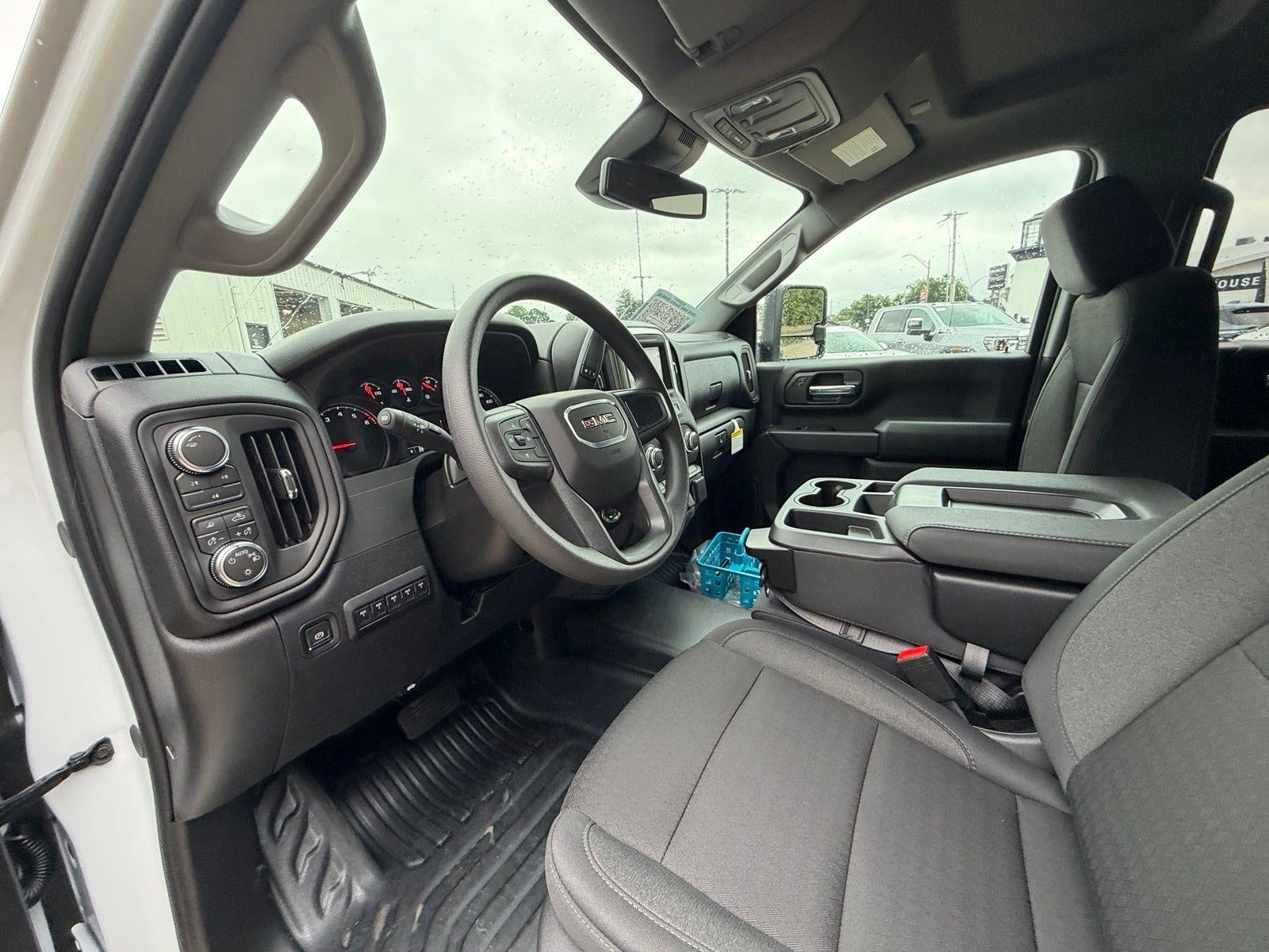 2026 GMC Sierra 3500 HD Chassis Cab Pro